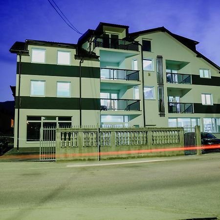 Deluxe Apartments Сараево Екстериор снимка