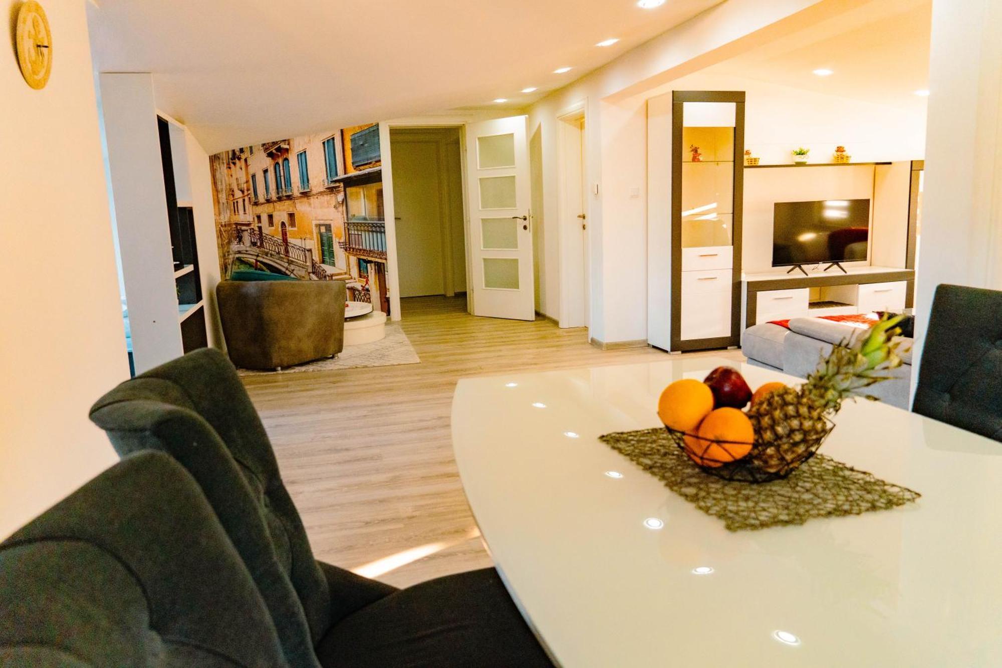 Deluxe Apartments Сараево Екстериор снимка
