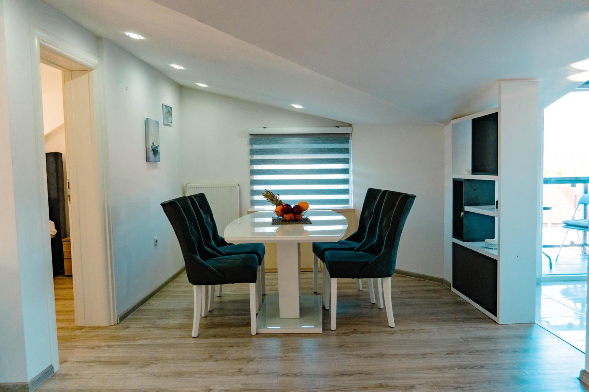 Deluxe Apartments Сараево Екстериор снимка