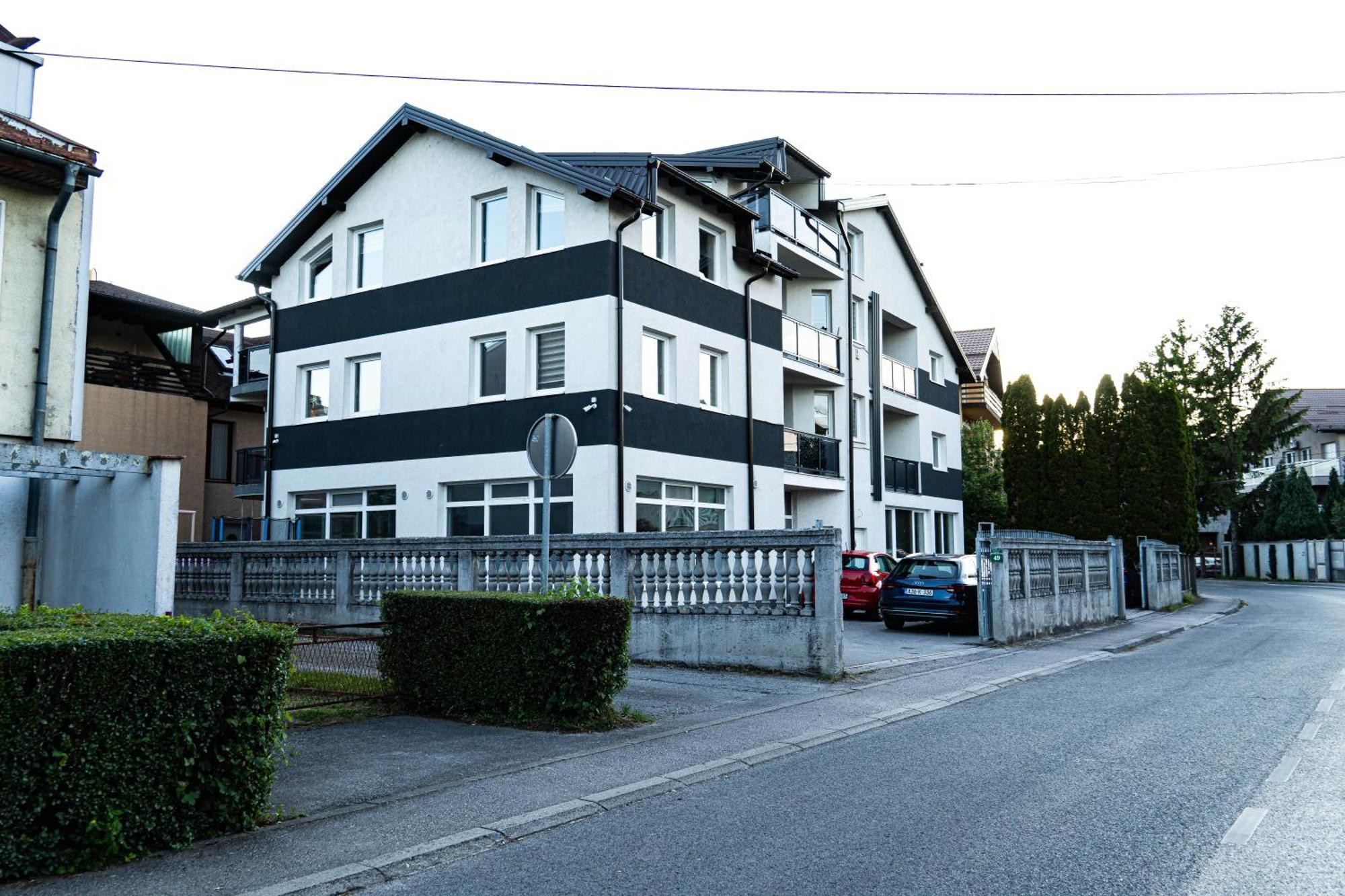 Deluxe Apartments Сараево Екстериор снимка