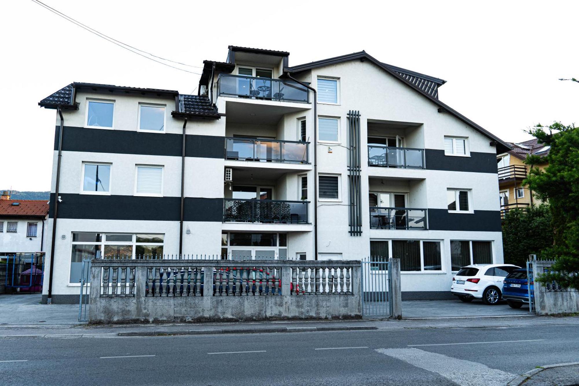 Deluxe Apartments Сараево Екстериор снимка