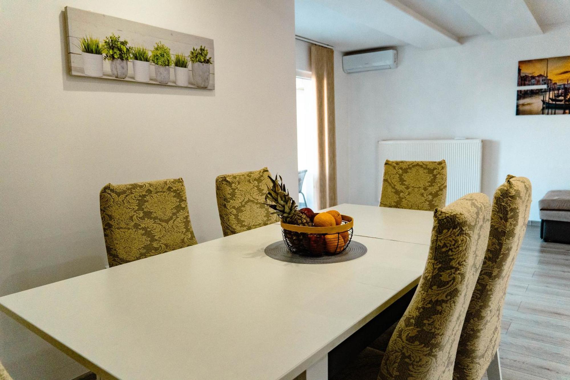 Deluxe Apartments Сараево Екстериор снимка