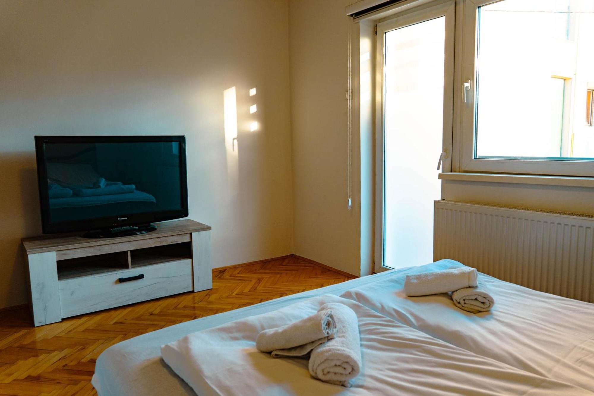Deluxe Apartments Сараево Екстериор снимка